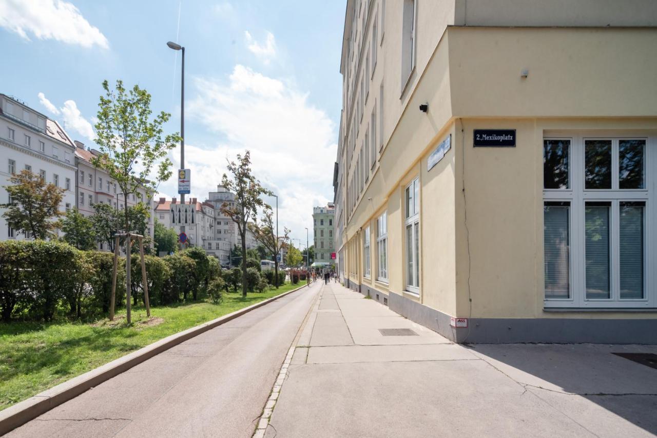 Vorgarten Apartments - Central, New And Stylish For Your Comfortable Stay In Wien Exterior foto